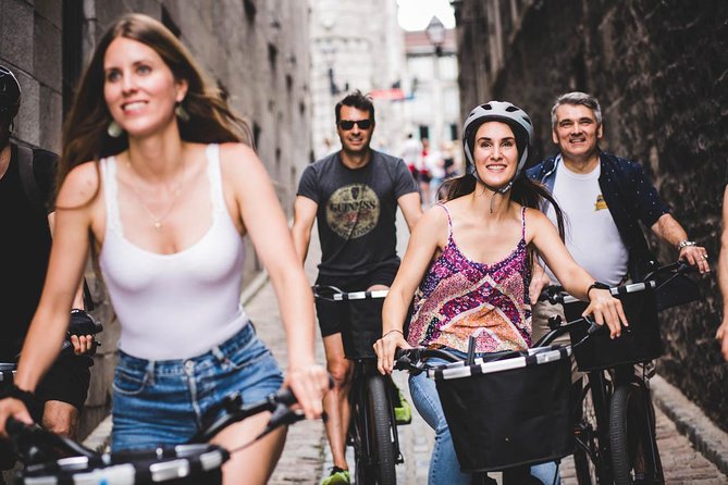 Montreal Highlights Bike Tour: Downtown, Old Montreal, Waterfront - Guided Experience Details