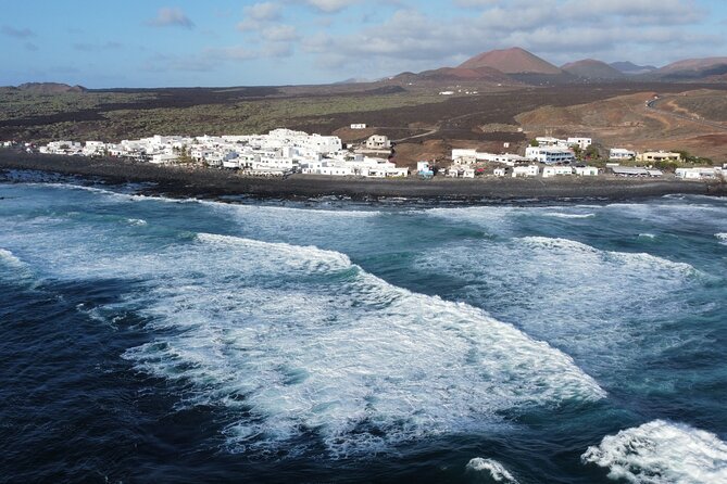 Morning Tai Chi Stretching on the Lava Beach and Organic Breakfast in Lanzarote - Location and Meeting Point