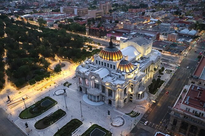 Must-see Buildings & Palaces of Mexico City - Tour Experience