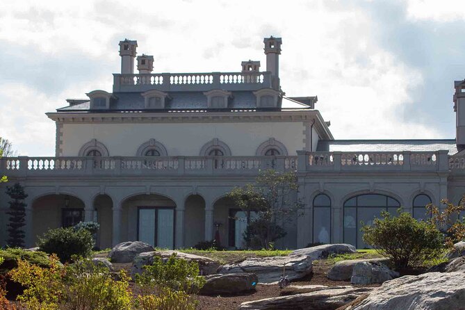 Newport Cliff Walk: A Self-Guided Audio Tour - Capturing Breathtaking Ocean Vistas