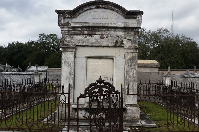 Night Cemetery Insiders Tour- New Orleans - Booking Information