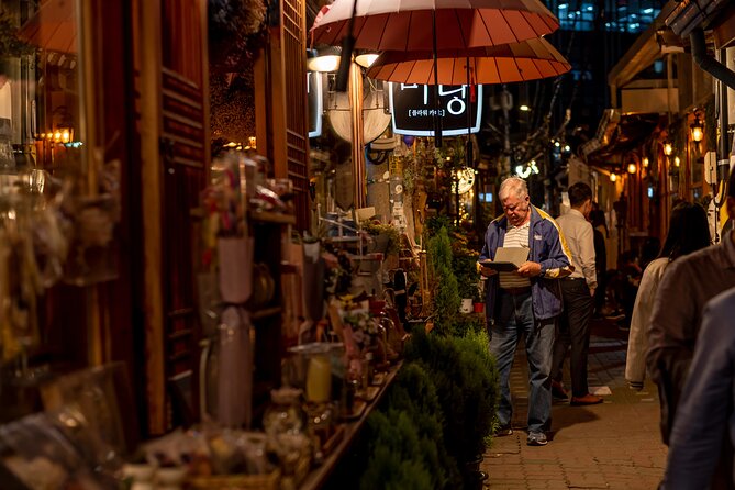 Night Flexible Private Guided Tour in Seoul(Optional Layover) - Accessibility Information