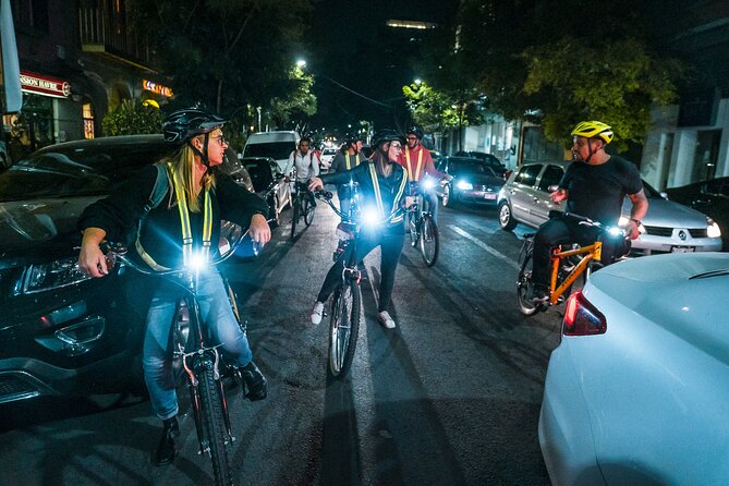 Night Street Food & Bike Tour / Small Groups /All Inclusive - Meeting and Pickup