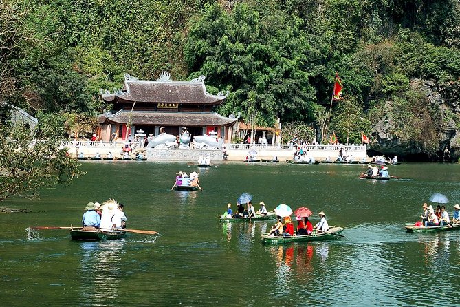 Ninh Binh - Bai Dinh Pagoda - Trang an Landscape Complex - Mua Cave 1 Day Tour - Included Amenities