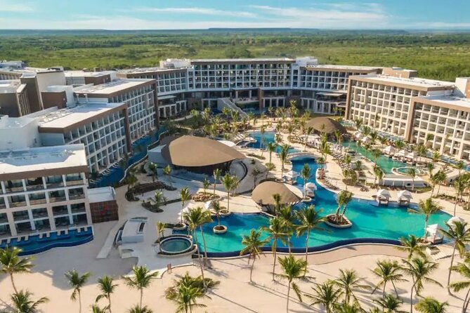 Occidental Caribe - Round Trip Shuttle - Punta Cana Airport - Amenities and Inclusions