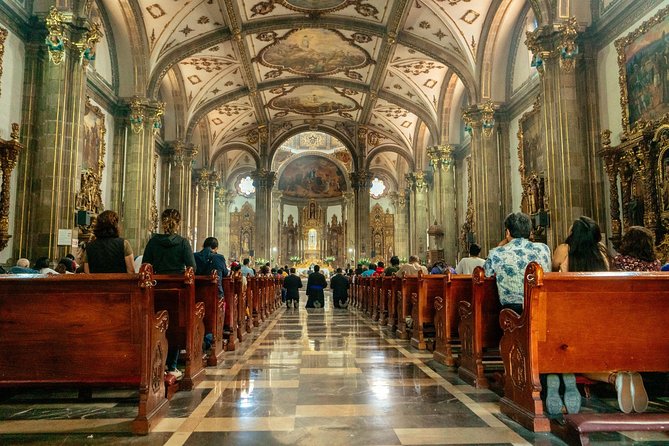 Off the Beaten Track in Mexico City: Private City Tour - Accessibility and Requirements