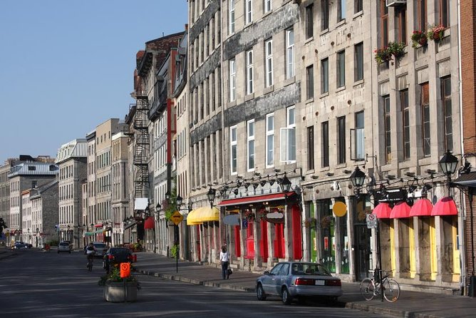 Old Montreal History Walking Tour - Admiring Architectural Gems of the City