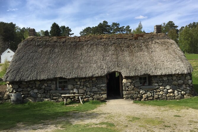 Outlander Tour - Tour Inclusions