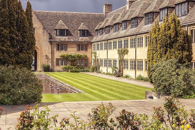 Oxford Historic City Walking Tour - Oxbridge Tours - Tour Features and Accessibility