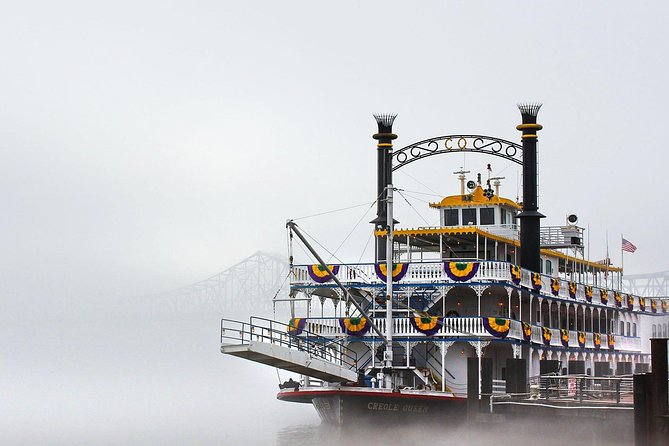 Paddlewheeler Creole Queen Jazz Dinner Cruise in New Orleans - Taking in the Live Jazz Experience