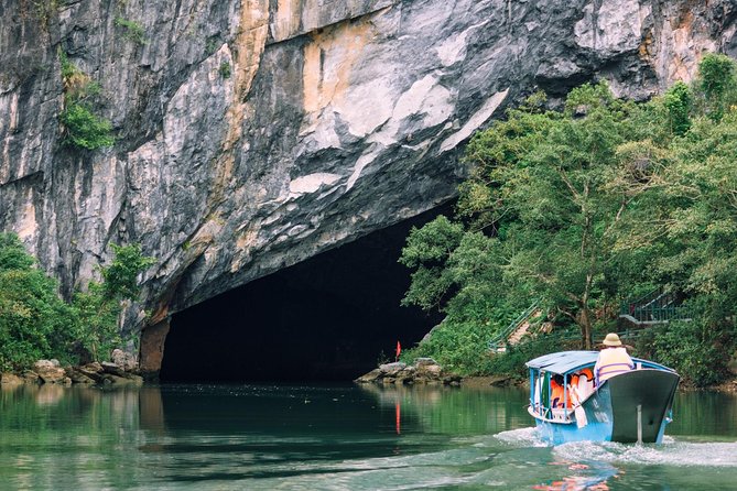 Paradise Cave & Dark Cave - Discovering Dark Cave