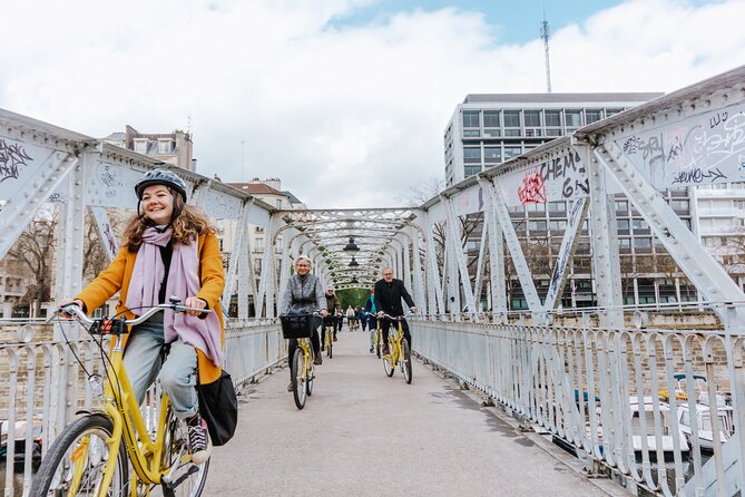 Paris Day Bike Rental Review: A Must-Try - Equipment and Accessibility
