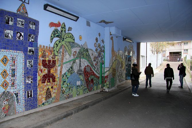 Paris Off the Beaten Path Street Art Walking Tour - Meeting Location and Pickup