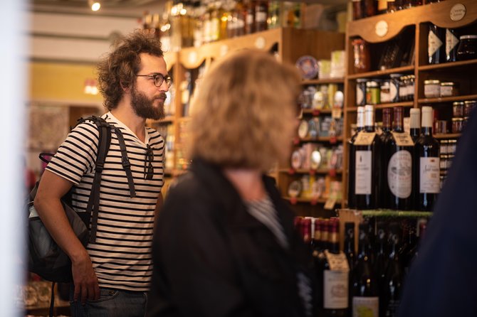 Paris Wine and Cheese Private Experience - Exploring the Meeting Point