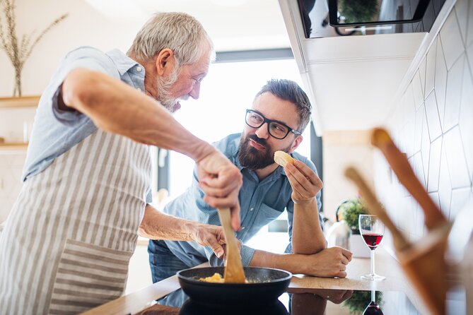 Pasta Fresca Hands-On Cooking Class With a Local in Como - Expectations and Accessibility