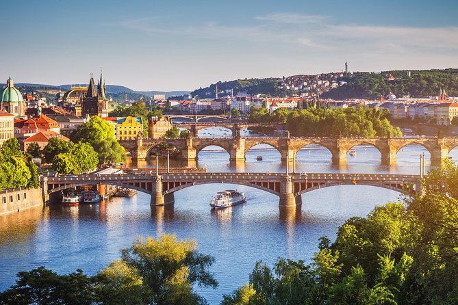 Prague Tour by Car (6hrs) - Tour Experience