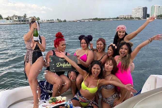 Premium Miami Yacht Tour Experience: Captain, Champagne & Party! - Accessibility Features