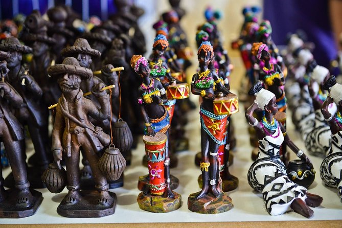 Private 4-Hour Tour of Embu Das Artes With Handicraft Market - Exploring Embu Das Artes