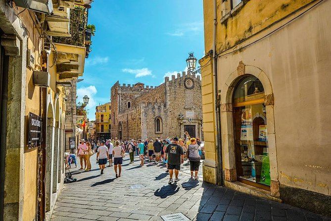 Private 8-Hour Excursion to Taormina and Castelmola From Messina - Accessibility and Requirements