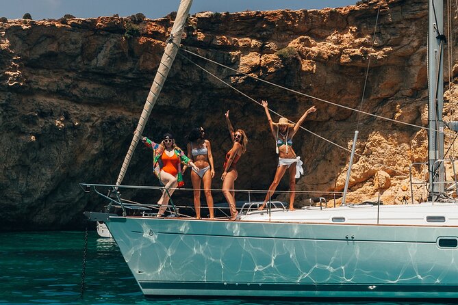 Private 8 Hours Boat Charter Trip Review - Accessibility and Participation