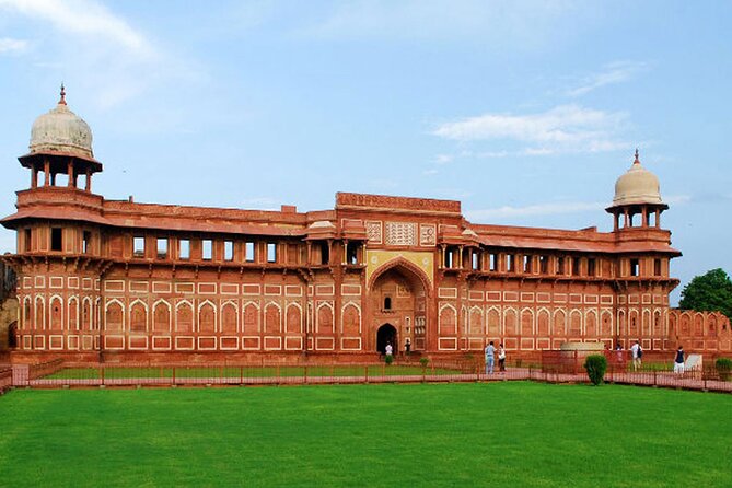 Private Agra Taj Mahal Tour From Delhi - Health and Accessibility Details