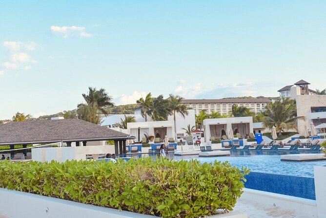 Private Airport Transfer to Royalton, Ocean Coral Spring & Excellence Oyster Bay - Inclusions and Amenities