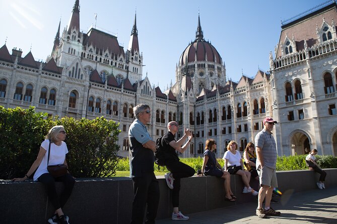 Private Budapest Walking Tour With Cake & Coffee - Tour Accessibility