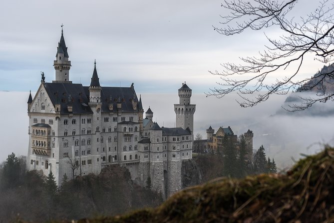 Private Castle Tour From Munich: Neuschwanstein, Hohenschwangau, and Linderhof - Included Amenities