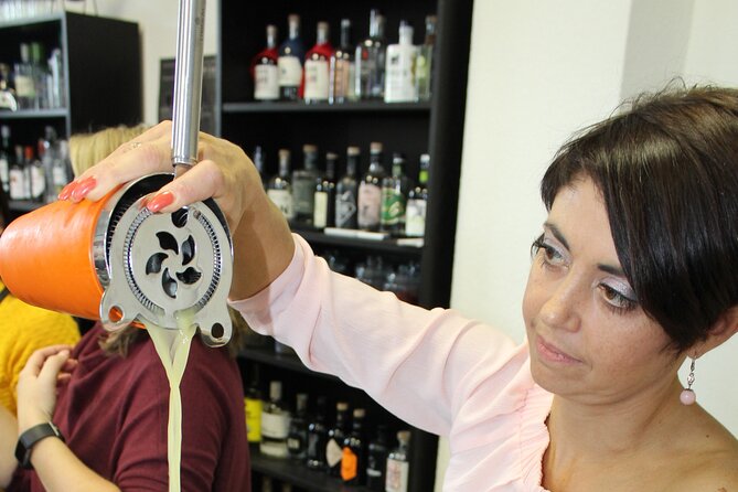 Private Cocktail Workshop With Professional Bartender in Trier - Accessibility and Availability