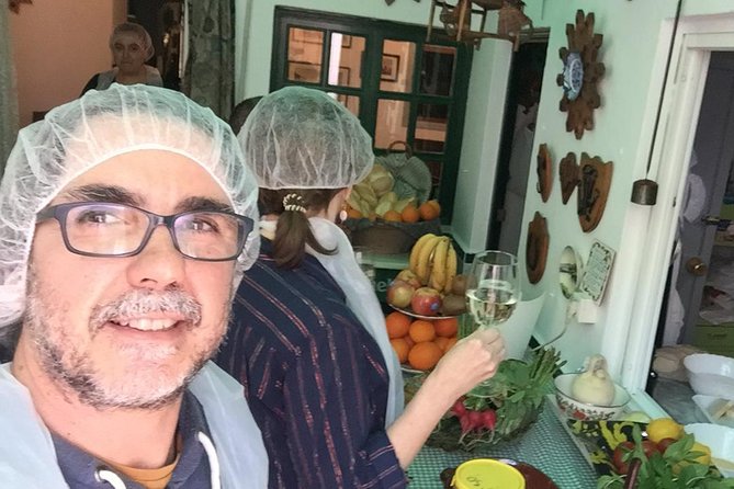Private Cooking Class in Traditional Andalusian Housing - Exploring the Vibrant Local Market