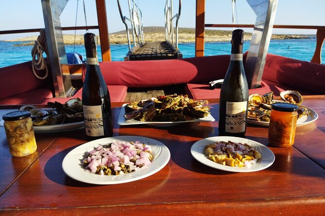 Private Cruise With Galatea(Paros,Antiparos,Despotiko,Bluelagoon) - Accessibility and Participation