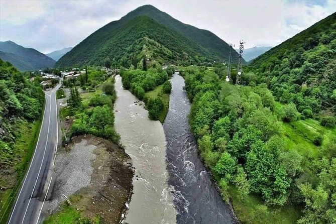 Private Day Tour in Kazbegi (Stepantsminda) - Inclusions and Amenities