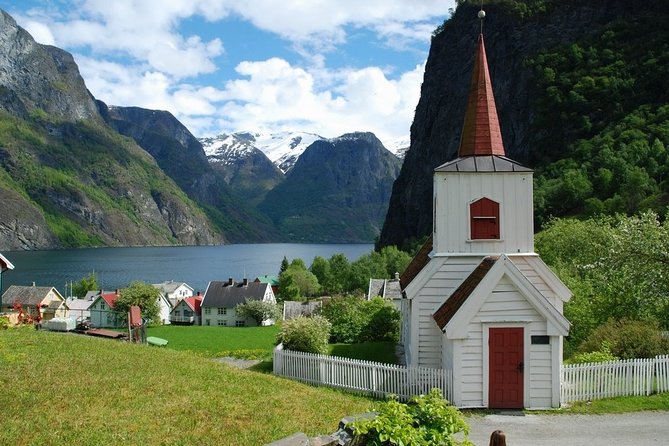 Private Day Tour - Nærøyfjord Cruise & Undredal House of Cheese - Scenic Highlights