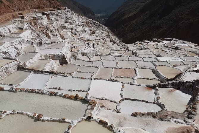Private Day Tour to Maras Moray and Salt Flats From Cusco - Exploring Maras Salt Flats
