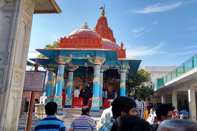 Private Day Trip From Udaipur to Jaipur With Pushkar Visit - Booking Process and Tips