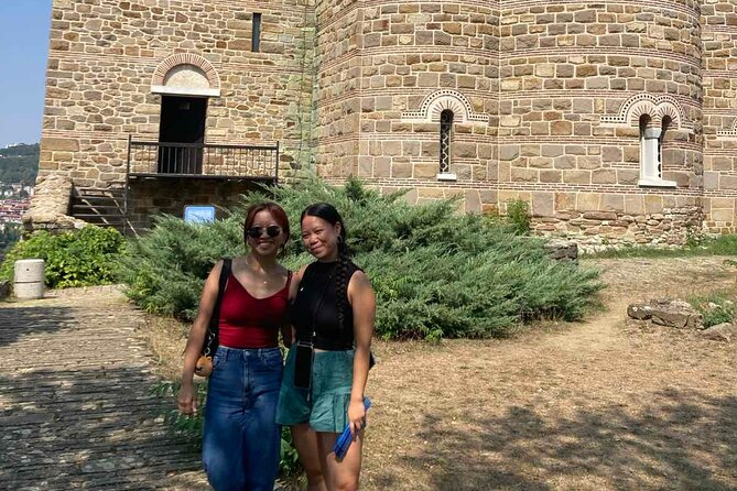 Private Day Trip to Veliko Tarnovo and Arbanasi - Arbanasi Village Visit