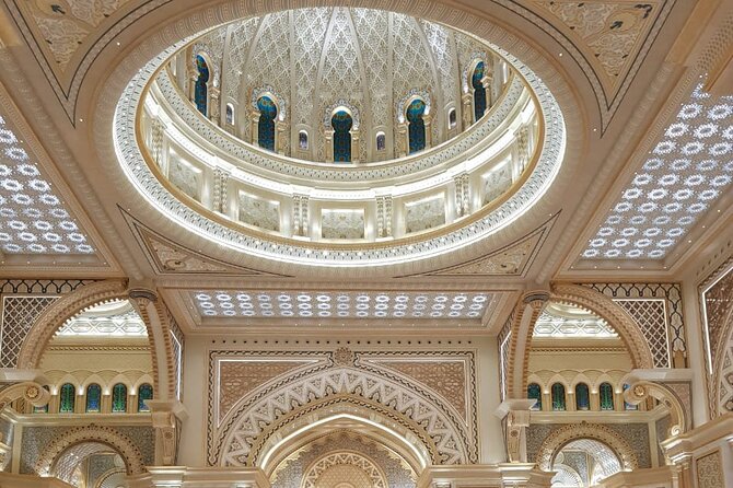 Private Full-Day Abu Dhabi City Tour From Dubai - Pickup Information