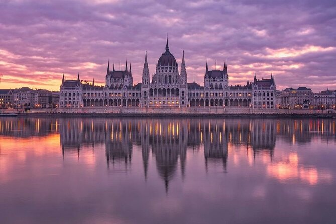 PRIVATE GUIDED Budapest Walking Tour With Coffee Break in 120 Min - Positive Reviews
