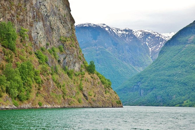 PRIVATE GUIDED TOUR: Highlights of Norway – Trip to the Sognefjord – WINTER - Inclusions and Cancellation Policy