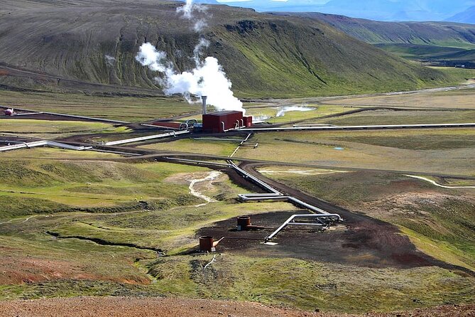 Private Helicopter Tour in Hengill Geothermal Area With Landing - Cancellation and Flexibility
