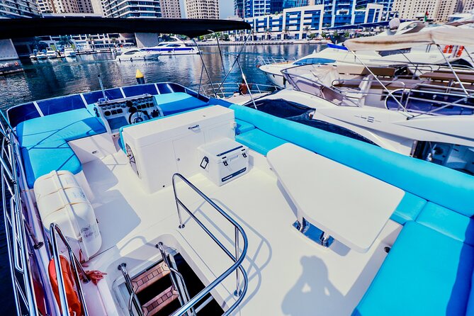 Private Luxury Yacht Cruise Around Atlantis and Dubai Marina - Activities and Swimming Opportunities