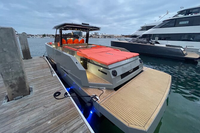Private Newport Harbor Christmas Boat Parade Cruise From Baywatch Boat Charters - Accessibility and Participation