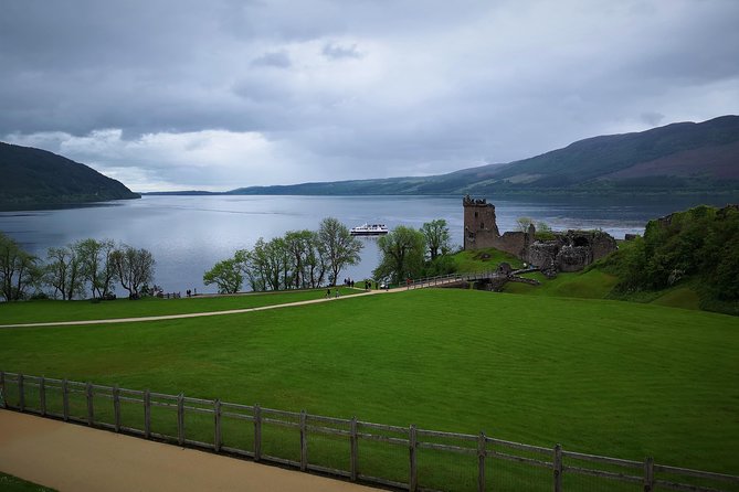Private Outlander Tour - Includes Urquhart Castle Admission - Culloden Battlefield Experience