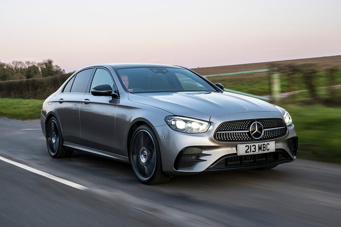 Private Sedan Transfer Reykjavik Airport KEF to Reykjavik City - Duration and Traffic