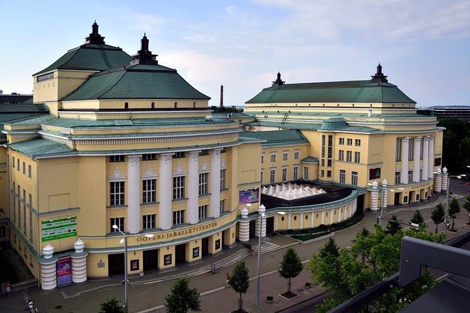 Private Shore Excursion: Panoramic Tour of Tallinn - Meeting and Pickup