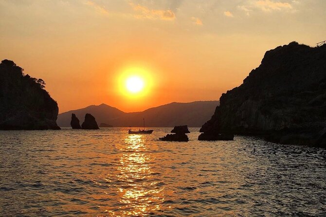 Private Sunset Boat Tour on the Amalfi Coast and Aperitif - Cancellation Policy