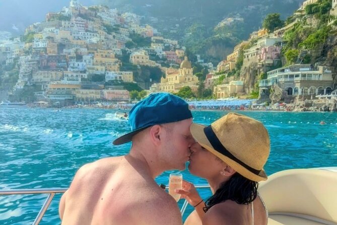 Private Sunset Cruise of the Amalfi Coast (Restroom on Board) - Meeting Information
