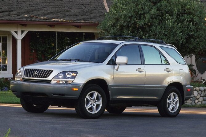 Private Taxi Service From Siem Reap - Siem Reap International Airport - Vehicle Features and Comfort