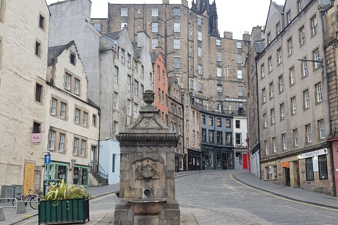 Private The Royal Edinburgh Tour - Pickup and Timing