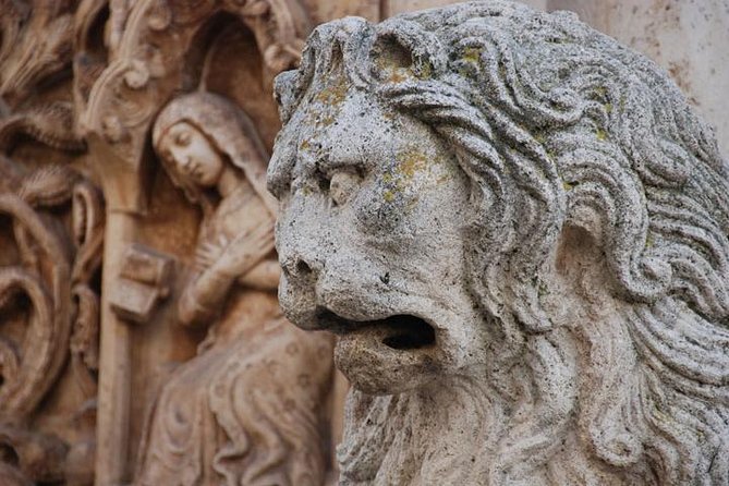 Private Tour: Altamura Walking Tour With Focaccia Tasting - Visiting the Ancient City Gates